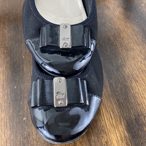 Anne Klein Sport Black Bow Flats - Picture 2 of 5
